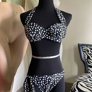 Tiny weenie polka dot bikini set.   top 34b bottom medium